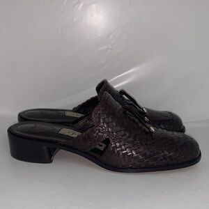 Brighton LIBBY Chocolate Woven Mules Size 6 RARE find